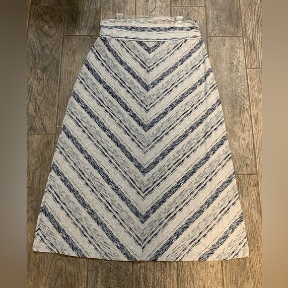 Maxi Skirt - Picture 3 of 3